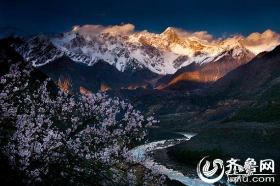 点击图片翻到下一页>> 中国最美西藏-林芝桃花文化旅游节六大看点