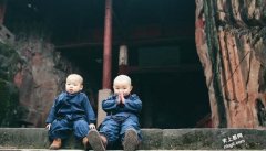 “最萌可爱和尚兄弟”网络照片红翻天