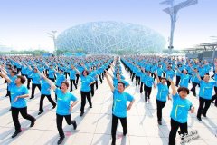 最大规模排舞，2016多力万人健身广场舞大