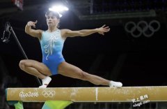 41岁乌兹别克体操选手丘索维金娜OksanaC