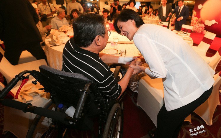 资深影帝「陈松勇」嗜酒成性一年喝千瓶高粱