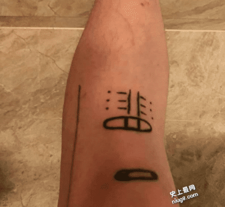 窦靖童纹身含义是什么,母亲王菲不管的吗?