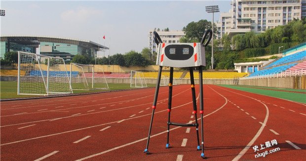 史上最高效徒步机器人 友重庆邮电大学研