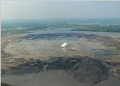 印尼泥火山“露西”会不停喷发26年（图