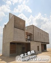 最新校园十大盘点 看校花 读好书