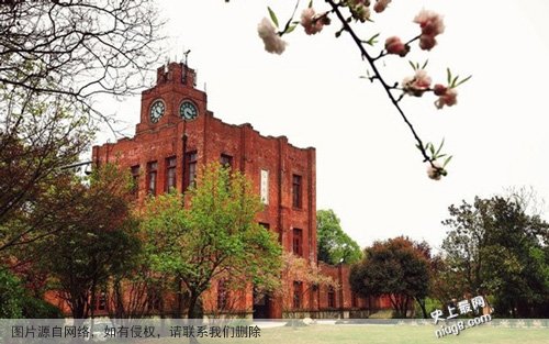 最新中国十大高校最美宿舍 原来别人家的宿舍长