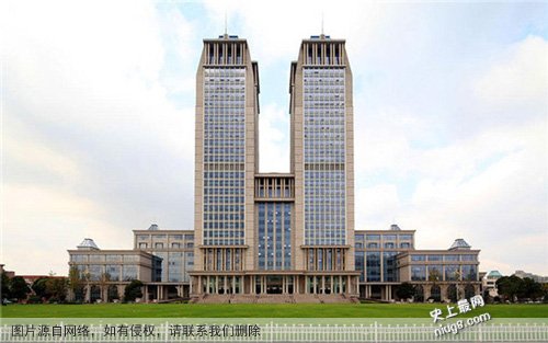 最新中国十大高校最美宿舍 原来别人家的宿舍长