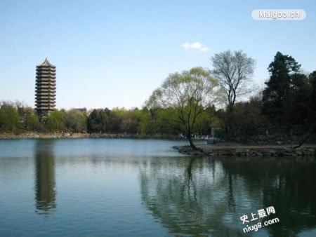 最新盘点中国十大高校名湖