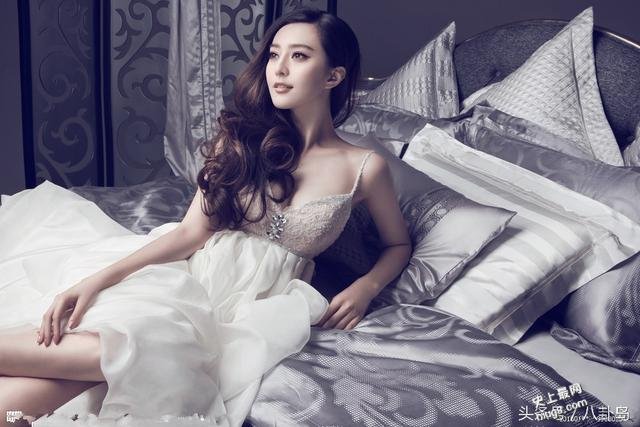 女星素颜照大比拼杨幂最末范冰冰第十 唐嫣未上