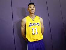 nba隔5年返赛场 易建联1篮板