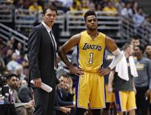 NBA》罗素又闯祸 讽刺唐斯不如莫兹柯夫