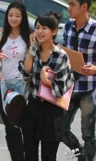 杨紫曾被宋丹丹打击没颜值 节目上坦然承认大学