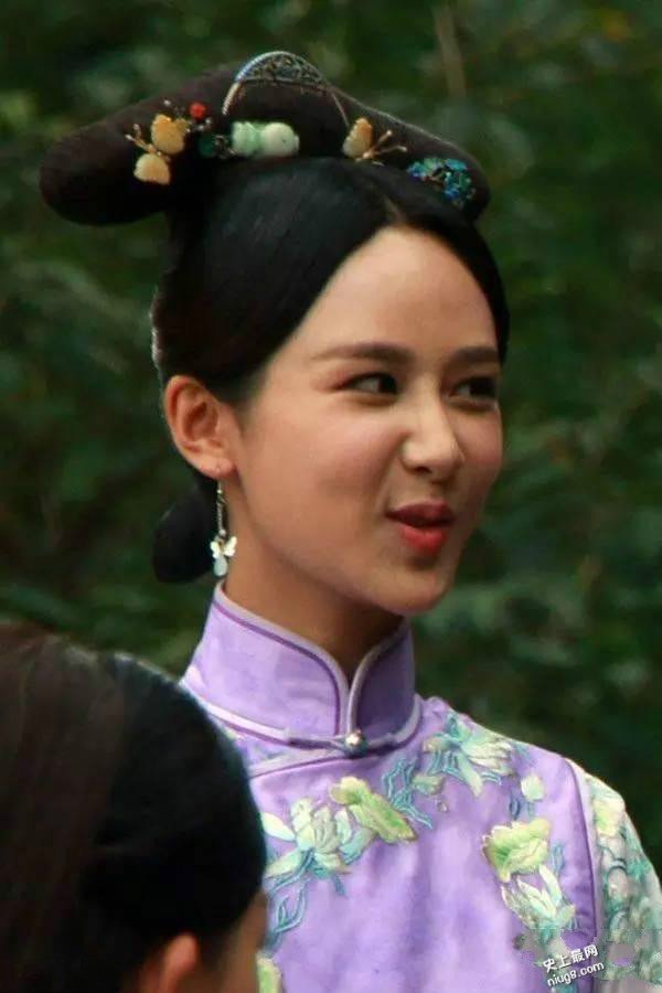 杨紫曾被宋丹丹打击没颜值 节目上坦然承认大学