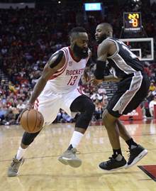 NBA》哈登生涯首次连两场大三元 火箭却输