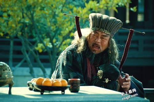 三国最会认干爹的谁  凭吕布的本事为什么要认干