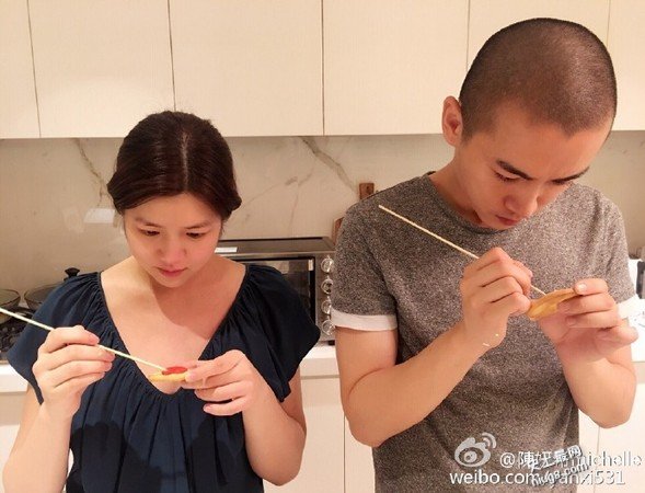 娱乐八卦:陈妍希大喊生完好累 闺蜜杨丞琳、陈乔