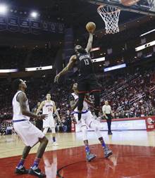 《NBA》史上第一人 哈登53分17助攻16篮板